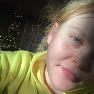 Meet your Posher, Kendra